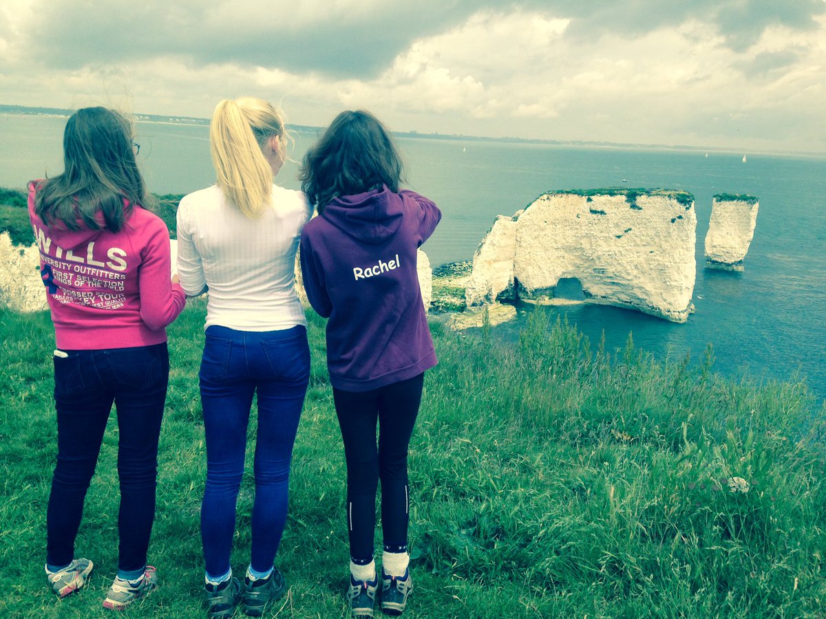 GeographyPHS's tweet image. Old Harry Rocks and quadrats on the downs @PrescottJane @Portsmouthhigh Year 9 having fun!