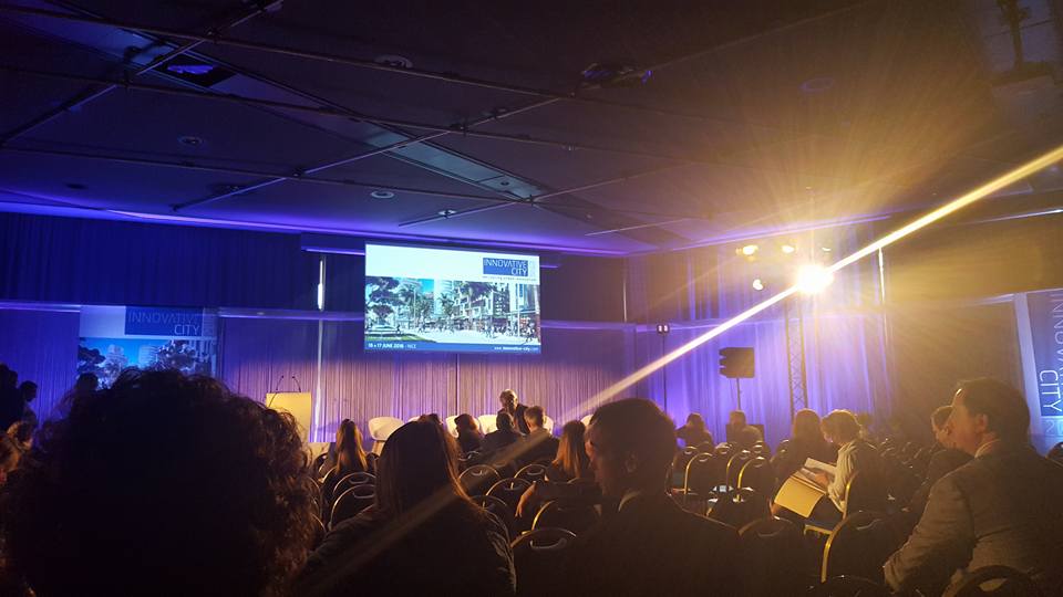 nfcom_team's tweet photo. Conférence sur la digitalisation des métropoles. #innovativecity #NFCOM #MCABH https://t.co/zTtjtify6V