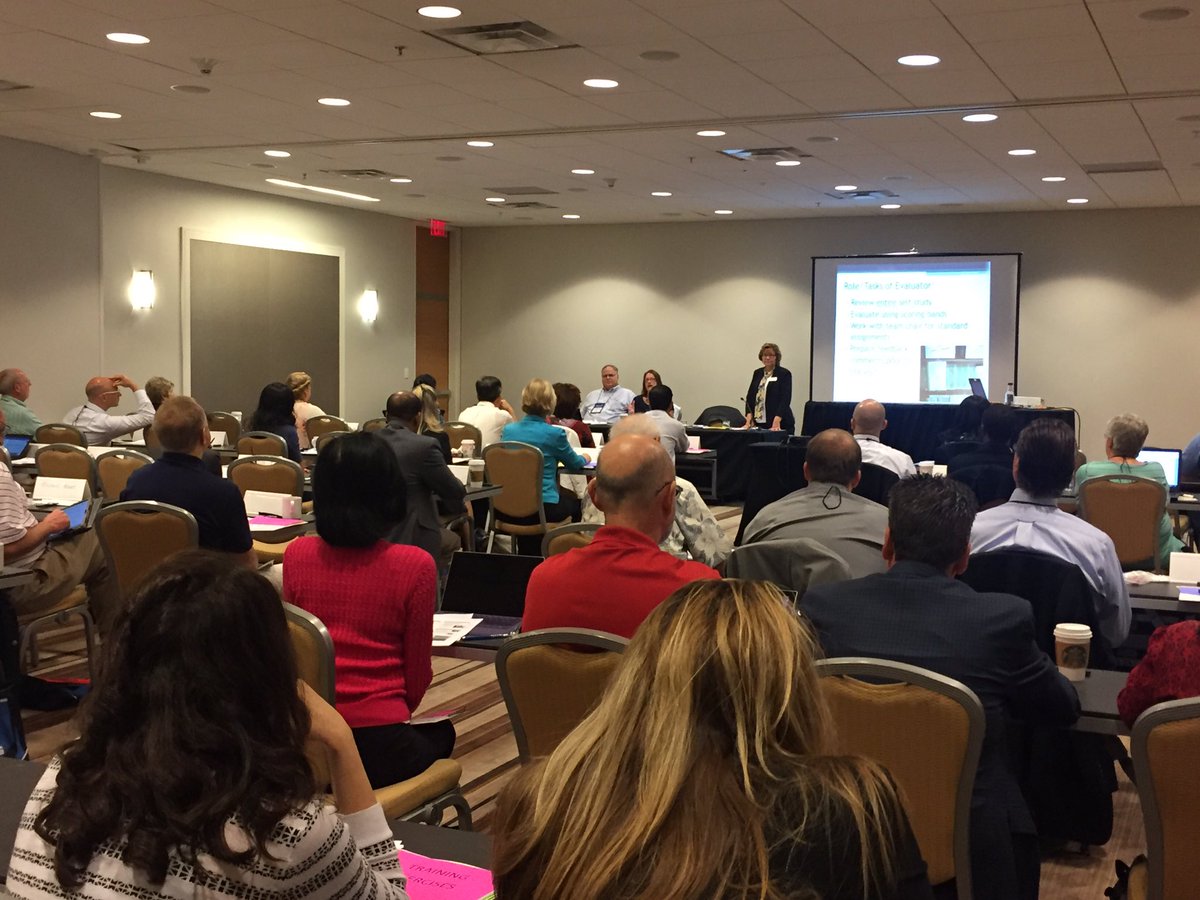 acbspglobal's tweet photo. Evaluator Training Sessions taking place in English/Spanish #ACBSP2016 #ContinuousImprovement https://t.co/RmgofyZPIQ
