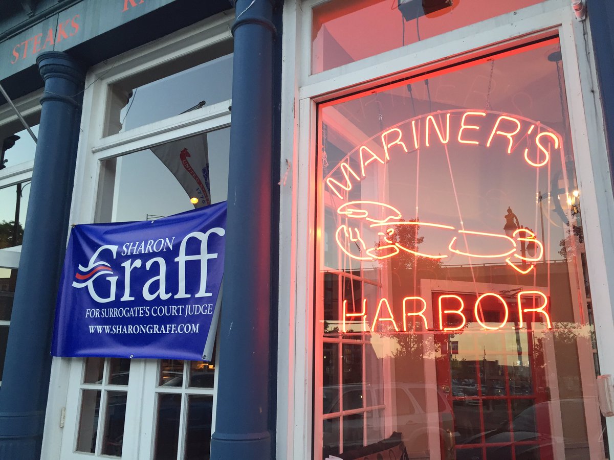 MichaelGraff33's tweet photo. Diving in at the Harbor  #graff2016 https://t.co/eKtl4xuWdc
