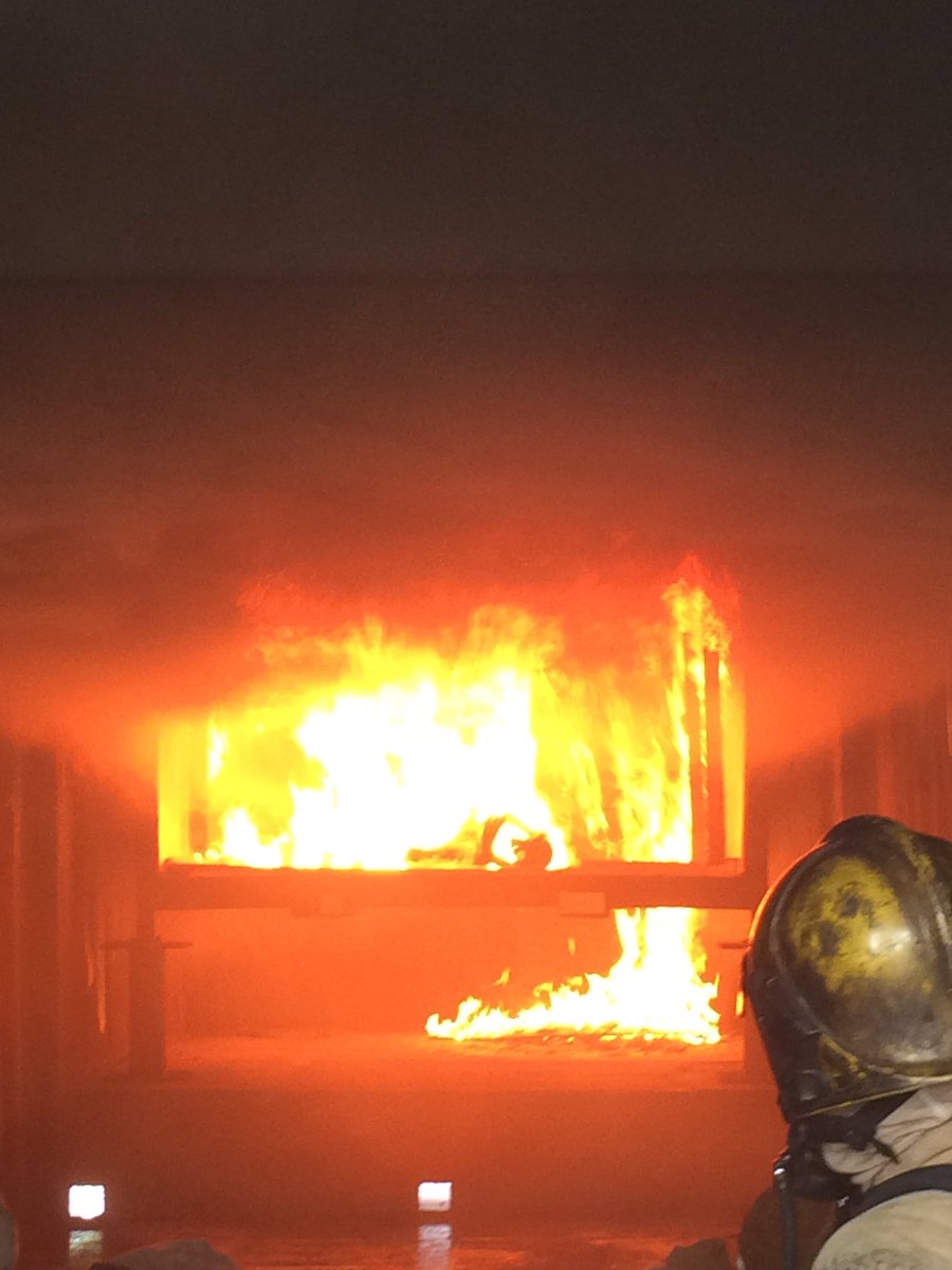 LfrsStc's tweet photo. Fire behaviour practical on BAW, backing up the theory session #totallearning https://t.co/56xQ2Mc1Zc