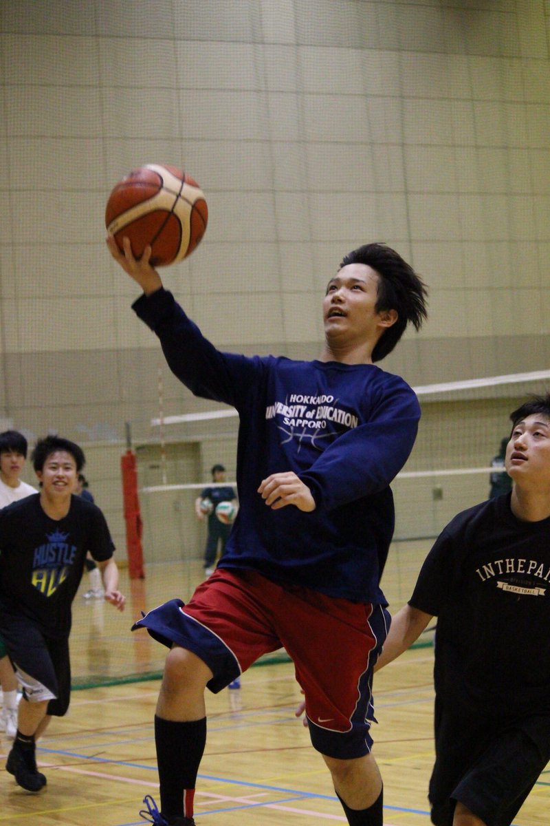 北海道教育大学札幌校写真部 札教男子バスケットボール部の練習風景です 一ヶ月後に旭川で開催される地区大会に向けて頑張っていました バスケをしている真剣な眼差しがかっこいいですね Sakkyo Basket 北海道教育大学札幌校写真部 札教男子バスケットボール部の練習風景です 一ヶ月後に旭川で開催される地区大会に向けて頑張っていました バスケをしている真剣な眼差しがかっこいいですね Sakkyo Basket