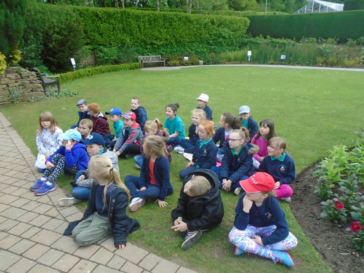 OPAYear2's tweet photo. Learning about plants! #BotanicGardens https://t.co/zjzdLxKCj2