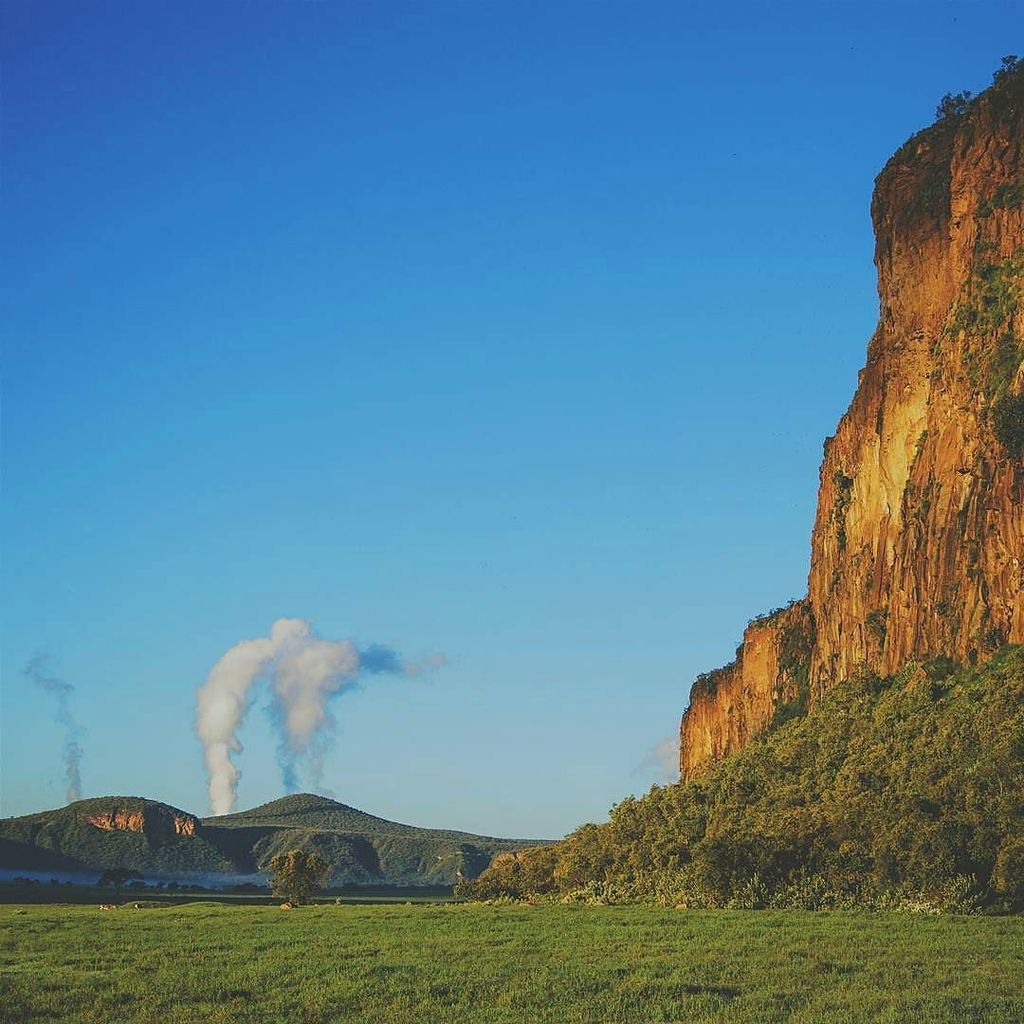 kenyapics's tweet image. Hell&apos;s Gate is probably one of the most scenic places in Kenya. Photo by  @joemakeni bit.ly/1UX4gt2