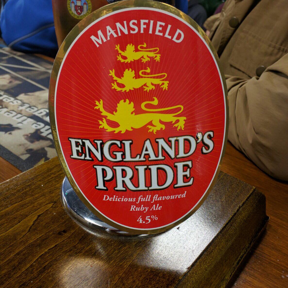 crown_tavern's tweet photo. #englandspride and #hopster added to cask pumps today! #EURO2016 @TweedBrewCo https://t.co/JEIf6Xw21K