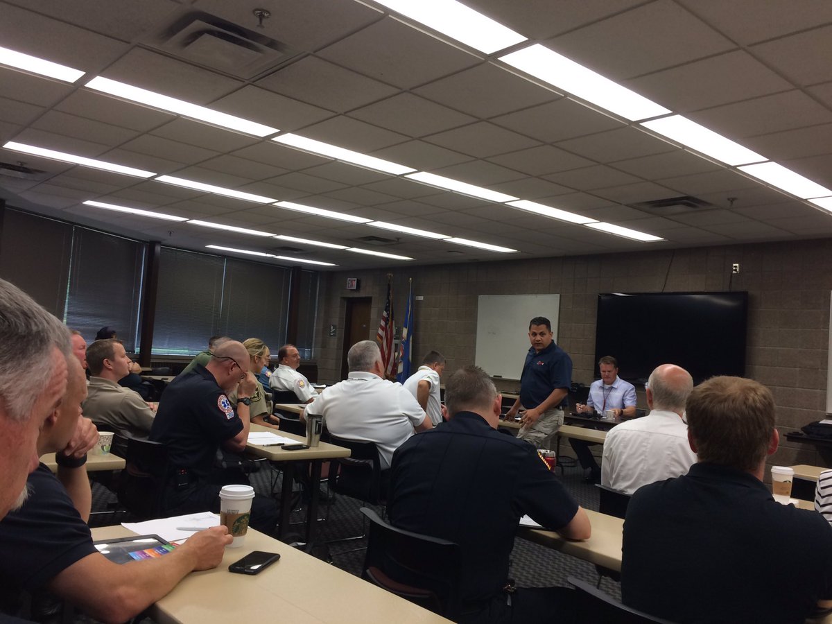 gesbensen's tweet photo. Gathering of fire service luminaries this morning at the Hennepin County Chiefs meeting. #hcfca #fire #leadership https://t.co/mGHNd2qdMp