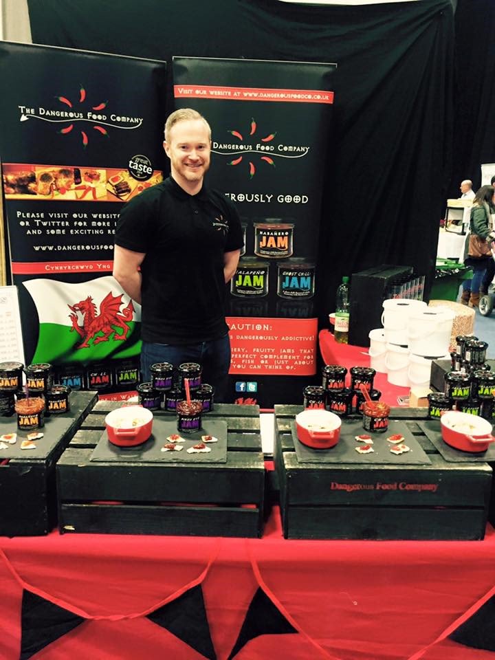 Hungry?  <a href="/DangerousFoodCo/">Dangerous Food Co</a> at the #UKGameFair from 22-24 July at #StoneleighPark. Cheese and Chilli Jam,  yes please!