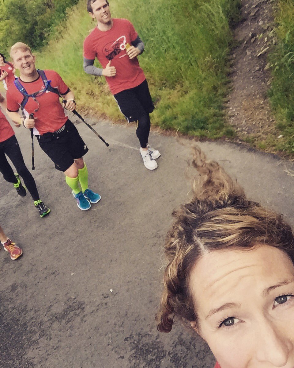 kerrydavies2501's tweet photo. #RunRobboRun #JogOnJohn have completed their #run #187miles #6.5days #wales #proudsister #fitfamily @StreetGames https://t.co/sOOvVgCr58