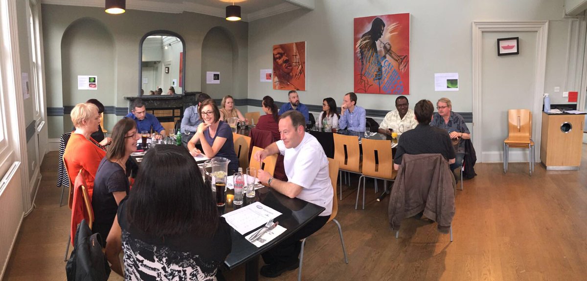philippaeyes's tweet photo. #bootsopticians Kent Clinician evening meeting - Contact Lens discussion, food &amp; CET points too! #no.1forclinicians https://t.co/z5wWXixp4l