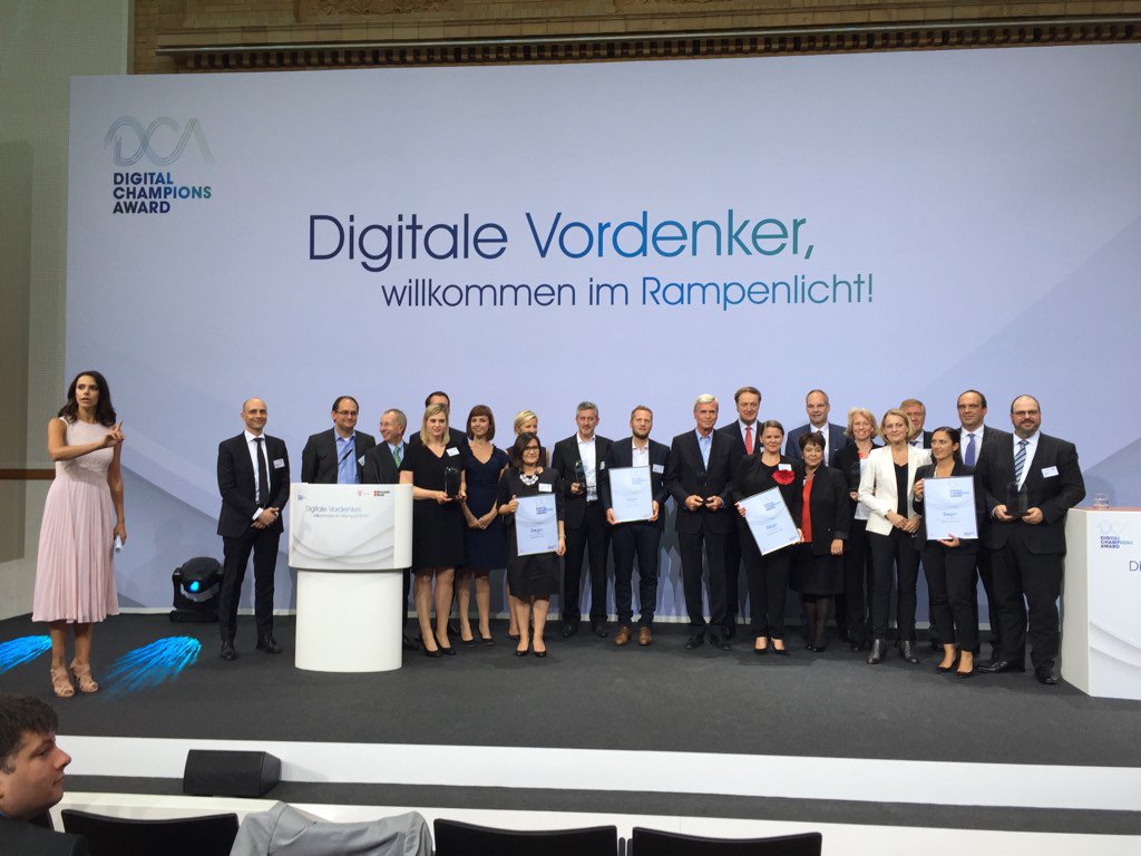 Schengber's tweet photo. Das sind die Gewinner des #DCABerlin ! Herzlichen Glückwunsch ! https://t.co/t0XTUg4N5P