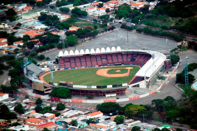 View image on Twitter