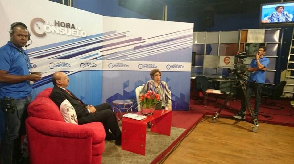 Pdre <a href="/PARLACEN/">PARLACEN</a> HD <a href="/jaalvaradoc/">José A. Alvarado</a> entrevistado en Programa La Hora de Consuelo Canal 45 RD #ParlacenCambioClimatico