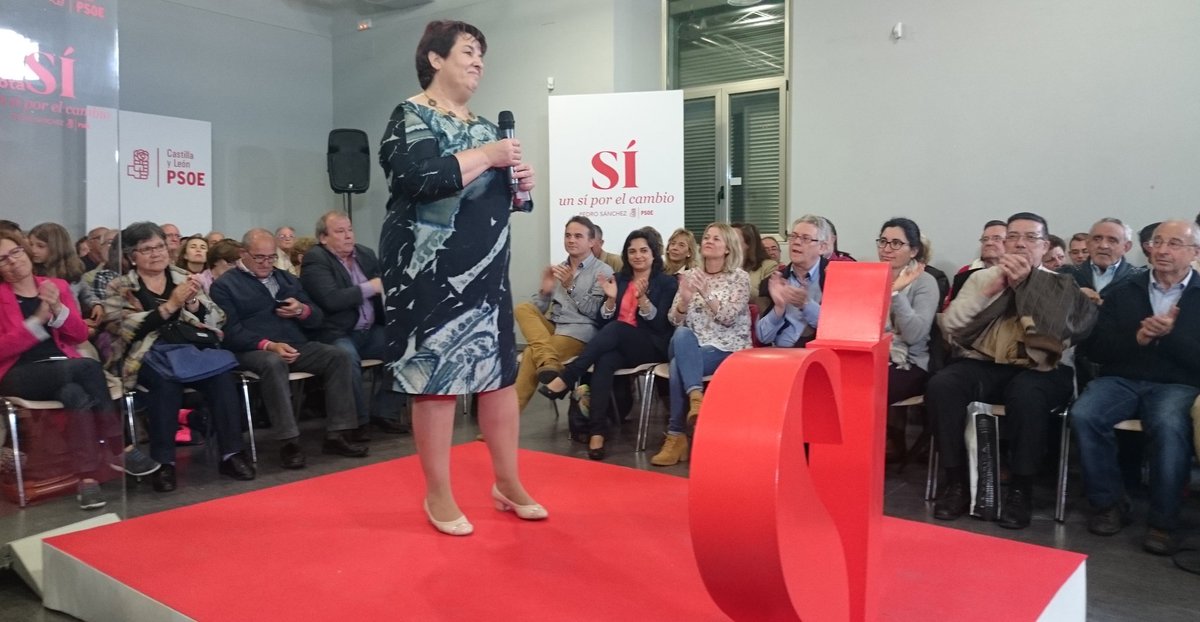 PSOEdeSegovia's tweet photo. . @claraluquero :"Estas elecciones no son una segunda vuelta. Los ciudadanos volvemos a tener la palabra" https://t.co/i2QPSFBKyp