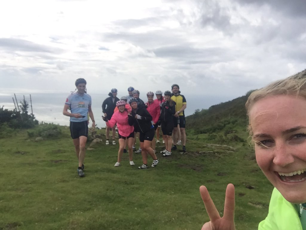 Head2Head2016's tweet photo. We did it! We all arrived in San Sebastián earlier this evening. What an adventure #H2H2016 @Dublin_Simon. https://t.co/syvJ1Y8muK