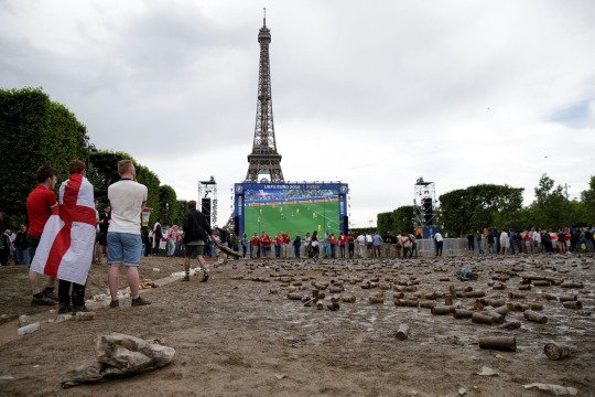 nowticiacom's tweet photo. ¡París! https://t.co/xPyLJL9Bga