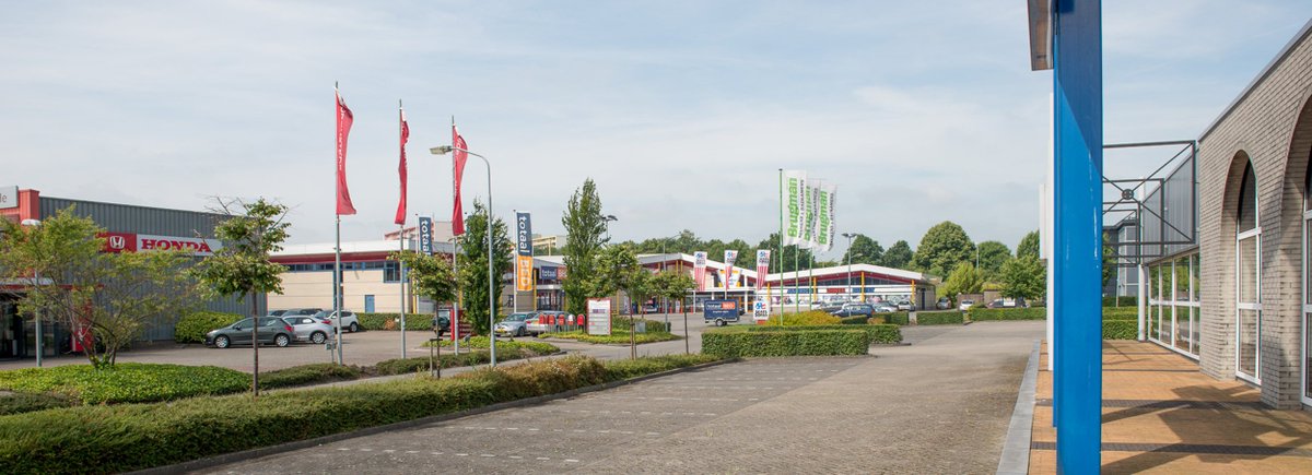 Op initiatief van Ondernemend Assen bieden wij u als ondernemer een open glasvezelnetwerk. bit.ly/1ZUmbVM