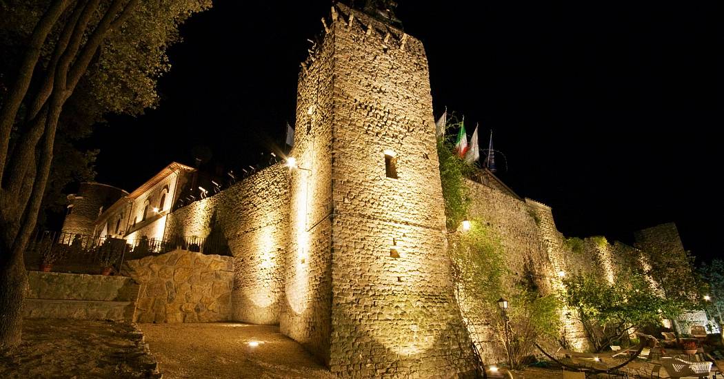 Own your magnificent, completely restored castle in #Sicily bit.ly/24UfUKM <a href="/BuyinSicily/">Buy In Sicily R.E.</a>