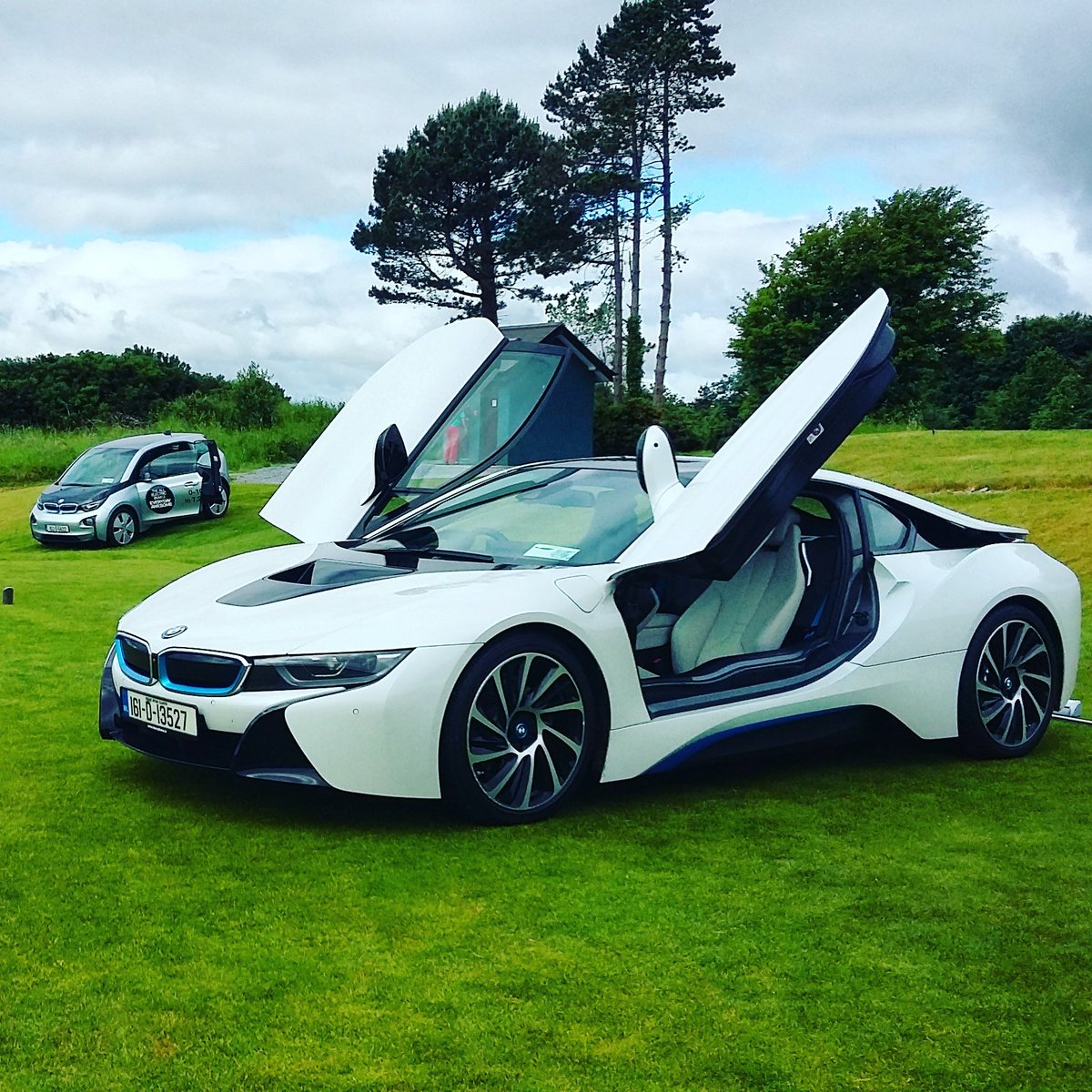 johnke11eher's tweet photo. Any ideas on a caption for this picture?
#BMWi8 #kearysbmw #drive4zero https://t.co/J2u8Hyo5Bs