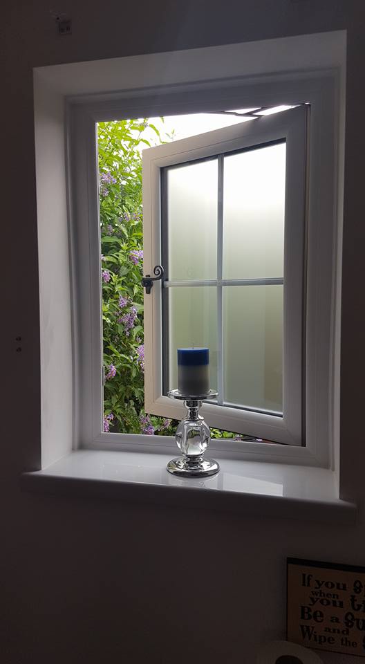 stedekwindows's tweet photo. @SwishWindows some great shots sent in from one of our trade customers #sightlines #monkeytails https://t.co/npg7Ut9PuC