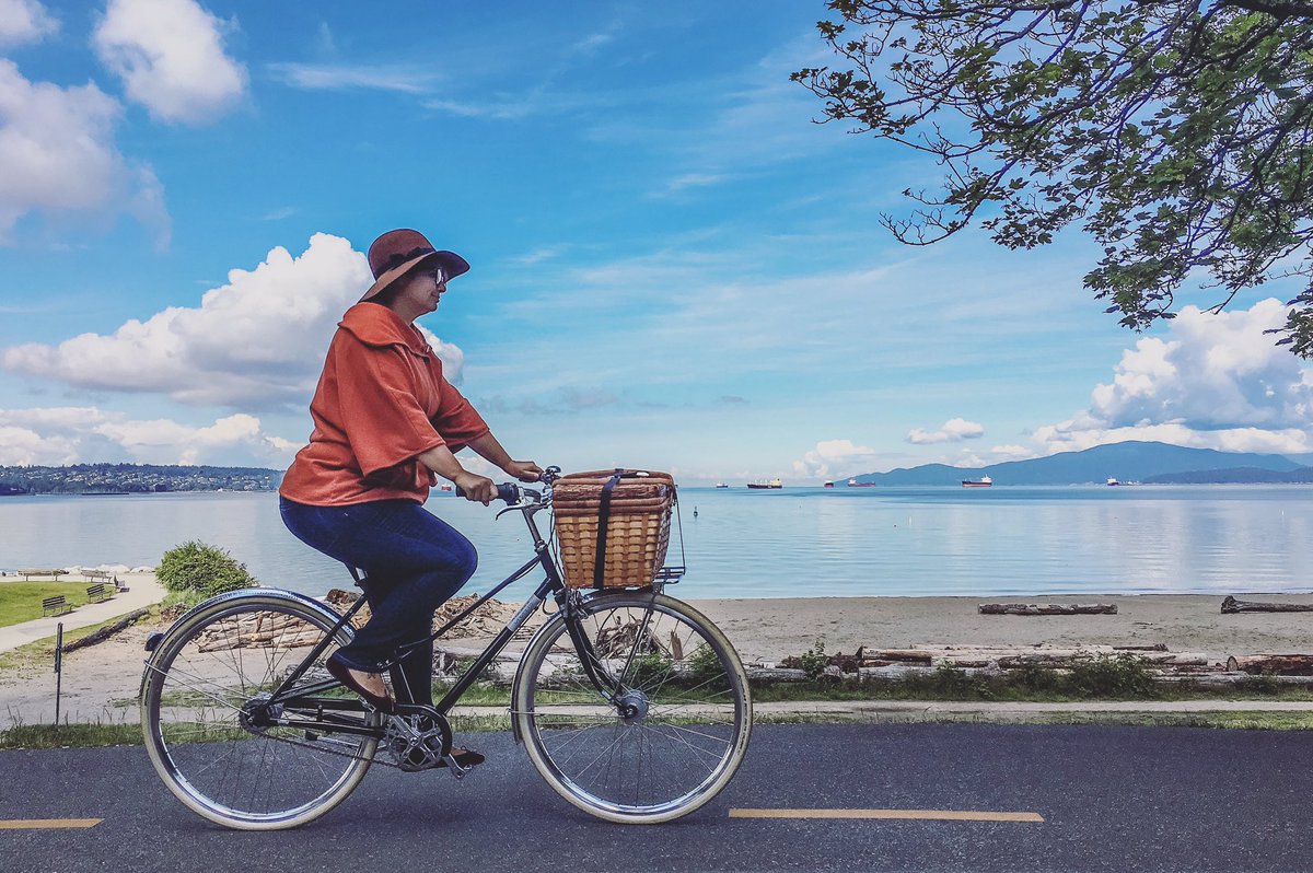 modacitylife's tweet image. With precious few days like this left 'til we split Vancouver for (most of) the summer, we're making the most of it.
