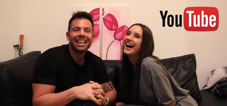 primiciasyacom's tweet photo. De la mano de @beluetchartreal, @Marianoberonok lanza su primer video musical

> https://t.co/UOuSGMqpm4 < https://t.co/ONZHYOKEUe