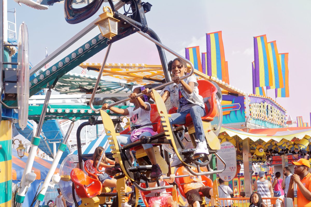 LunaParkNYC's tweet photo. Make your Thursday β¨ Magical β¨ on #MagicBikes at #LunaParkNYC! https://t.co/iC7AdseUis