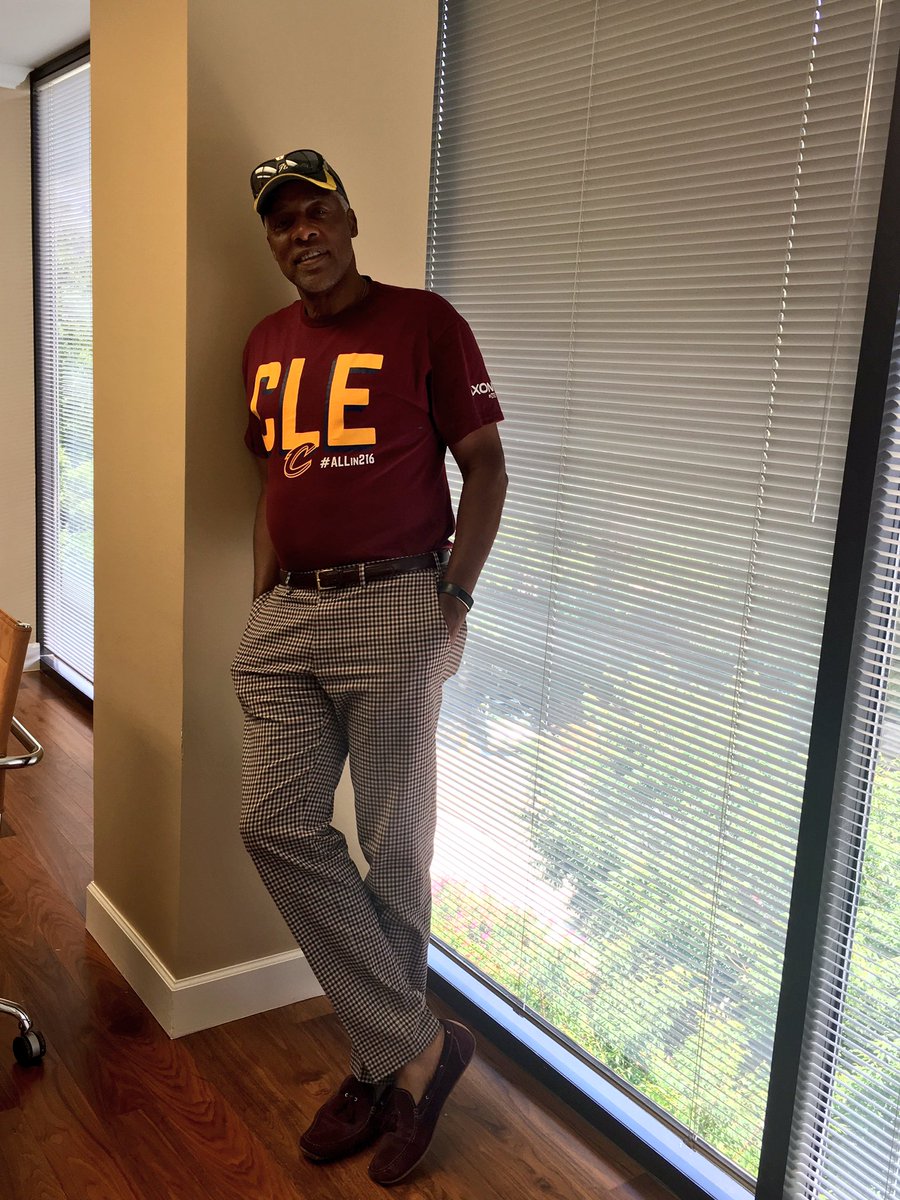 Let's make some comeback history <a href="/KingJames/">LeBron James</a> <a href="/cavs/">Cleveland Cavaliers</a> <a href="/NBAcom/">NBA.com</a> ...I want to see a Game 7 #NBAFinals #GSWvCLE