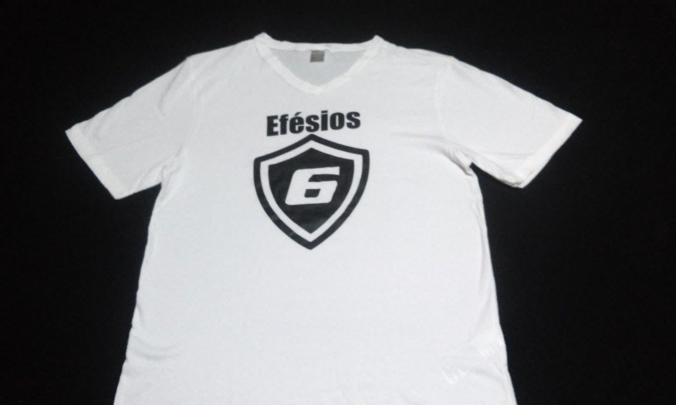 ligafbi's tweet photo. Olha que lindo que ficou o primeiro modelo de camiseta da @ligafbi! Varias cores. #VestindoJesus #Efésios6 #armadura https://t.co/DEEbWT2FEo