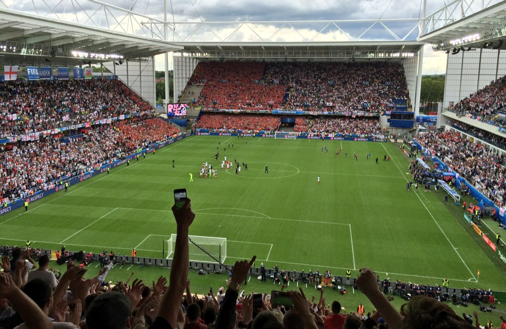 simoncrosse's tweet image. Done #ENGWAL in Lens to #GERPOL in Paris #2games #EURO2016