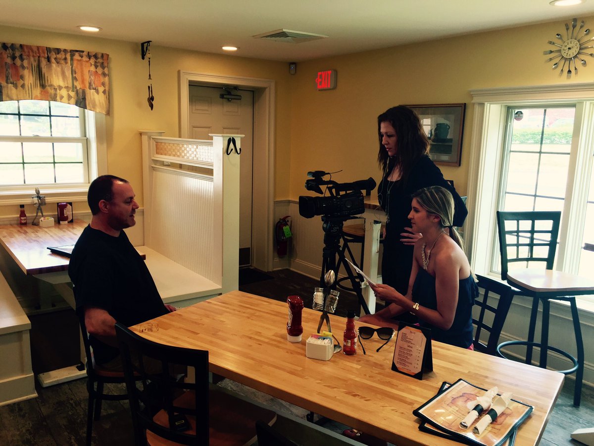hwdagency's tweet photo. Video project for @Guidant today at the charming TOAST Four Corners restaurant in CT. 🍞🍞☕️☕️ #iworkinpr https://t.co/oVgFRfVfzk