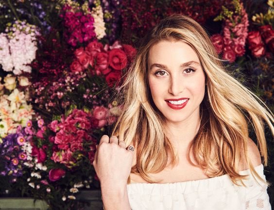 WhitneyEve's tweet photo. Feeling those floral vibes https://t.co/civswnDUEB