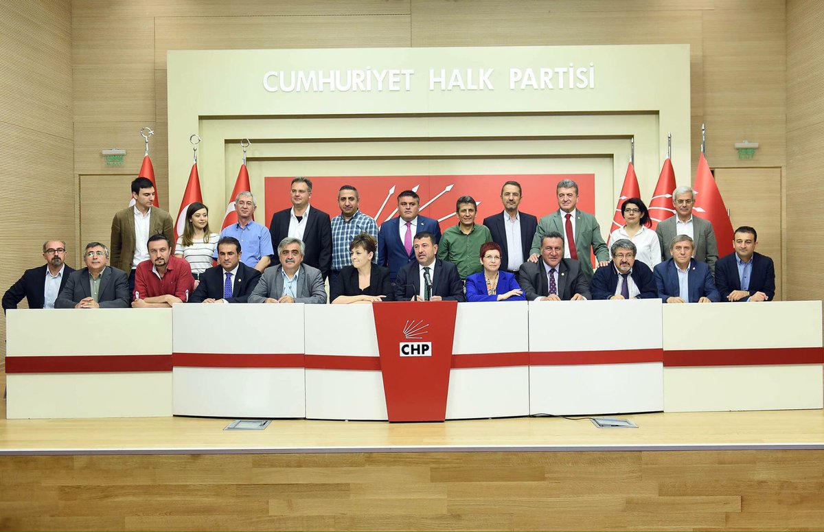 Tarihi 15-16 Haziran direnişinin yıl dönümünde 'Emek en yüce değerdir' diyerek Emek Bürolarının tanıtımı yapıldı.