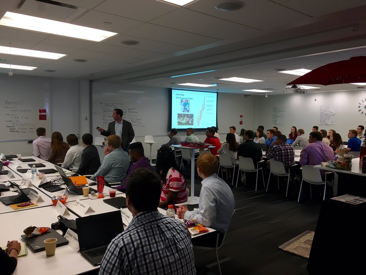 AllisonOnCampus's tweet photo. Thanks @johnmay88 for spending time with our #PwCAdvance Interns today! #inthetent https://t.co/W6Zv1FHaYT