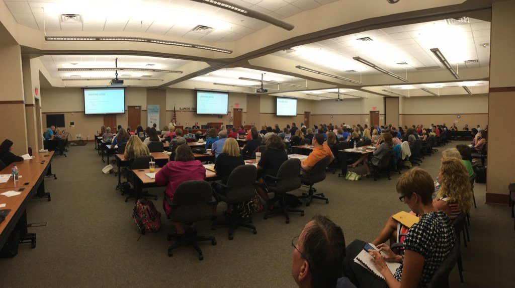 ieanea's tweet image. Big turnout @ IEA&apos;s Prof. Development Center for #ACEsConference. Similar meetings held in Elgin, Chicago this wk