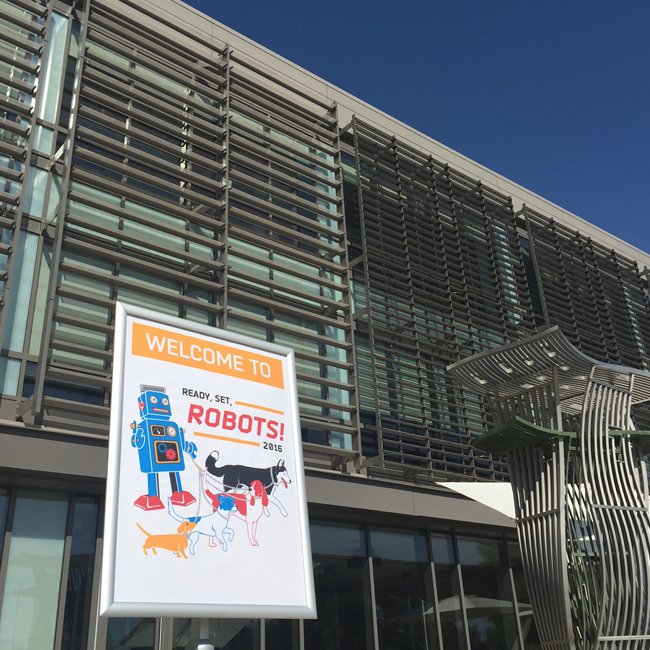 IUITNews's tweet photo. It's a beautiful day for Robot Camp at @IndianaUniv!  https://t.co/qOx2nY5gIR #robots #summercamp #techykids https://t.co/JkugTbefyo