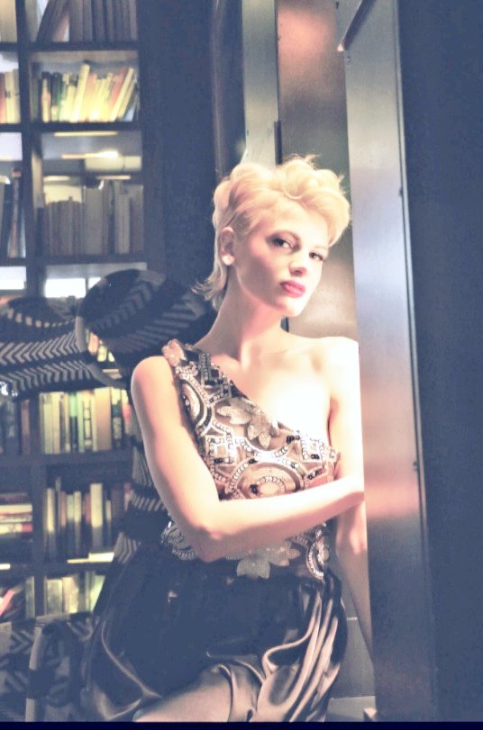 CHLOEJASMINEW's tweet photo. Had the most amazing day with the team at @TheBardou @Adee_Phelan #TheLibraryClub :) Now off to @bbuk . 💘x https://t.co/VFDij2HDgO