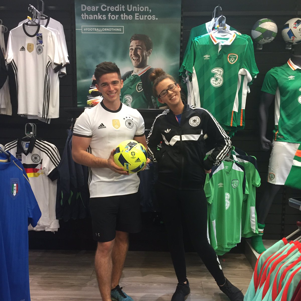 Jamieb52401's tweet photo. Spot lights on world champs Germany tonight #FootballOrNothing #EURO2016 @lifestylesports @LSS_Dundrum @DundrumTC https://t.co/ajUq57mooe