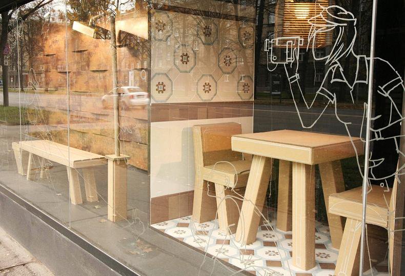 foldlife's tweet photo. #windowdecorations #retaildesign #ecointerior #cardboarddesign
custom-made cardboard decors by @foldlife design team https://t.co/mjsxgZpW6T