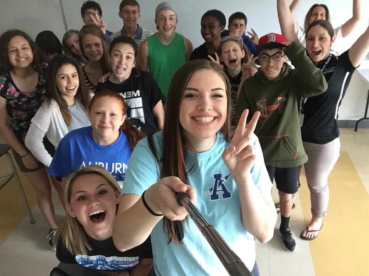 mrsisgro's tweet photo. Hope you all have a wonderful summer!! https://t.co/KTZCROrDQr
