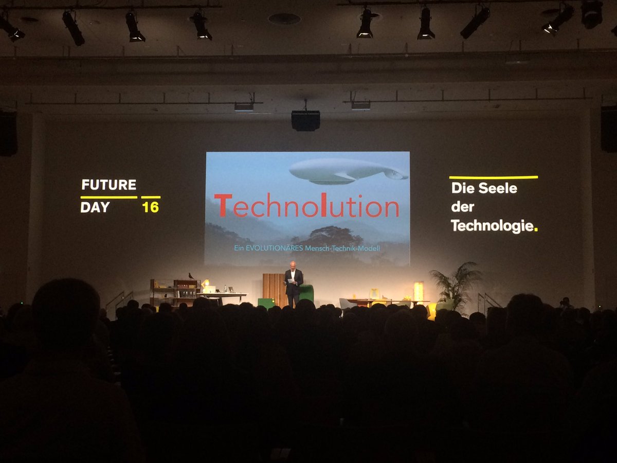 thomaspaulkoeln's tweet photo. Jetzt: Technolution=Technologie meets Evolution #horx #futureday16 https://t.co/eECdkWF58T