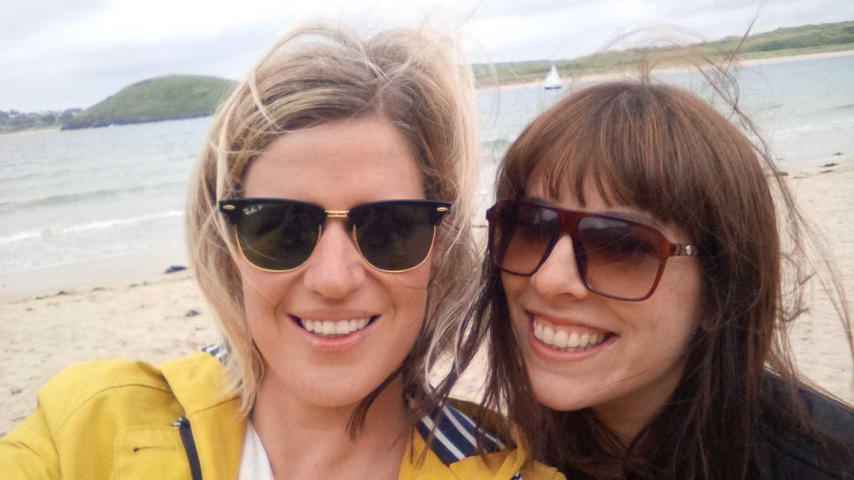 Vikkigoodall's tweet photo. #pretendingitssummer #staycation https://t.co/HVONyOlHLL