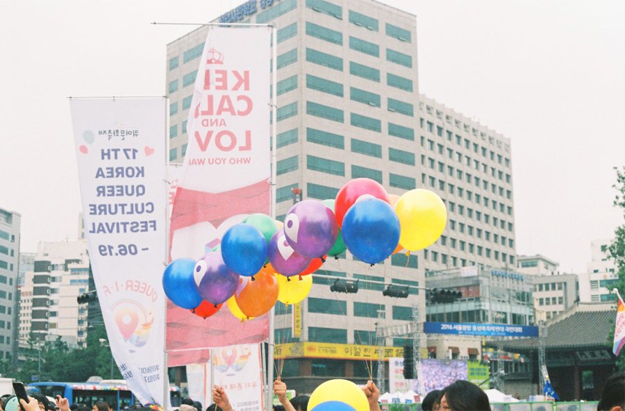 otackgu's tweet photo. 2016 17회 퀴어문화축제 사진들 1
더 많은 사진은 이쪽에서 ▶ https://t.co/g2GDhrY2qA

#LOVEWINS   
#LOVEISLOVE   
#PRIDE2016   
#KQCF https://t.co/a6WTFIF9Me
