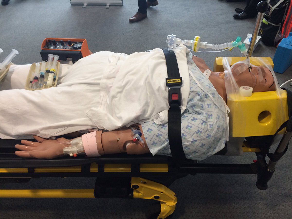 AddingtonSteph's tweet photo. All in a day's work if you're an #anaesthetist (so glad I'm only a marketer!) #GATASM16 #neurosimulation #aagbi https://t.co/mm3rVIfKwx