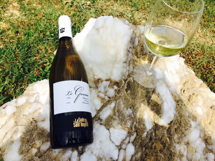 sodesantangelo's tweet photo. Here you are #LeGessaie Vermentino 2015 
Intense,Fresh,Fruity with a mineral endingThe perfect #wine for this summer https://t.co/1kMQYJNzcy