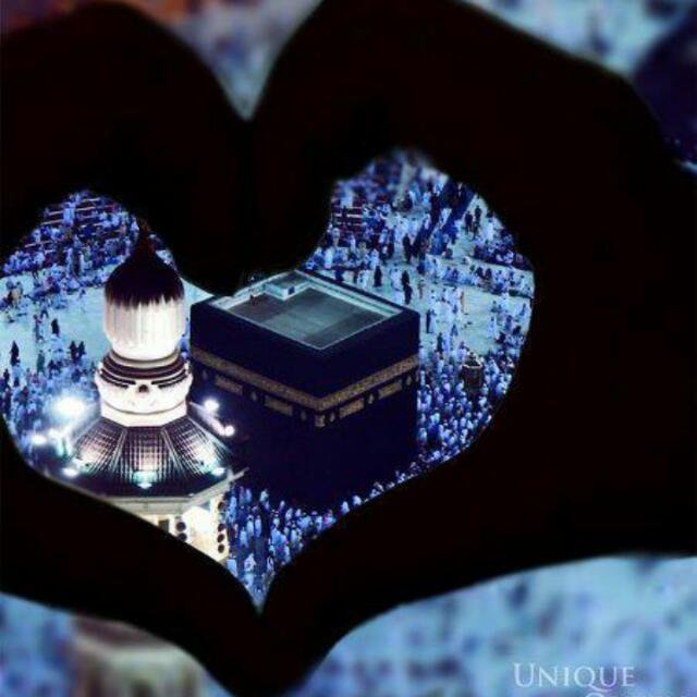 "اللهمَّ بلغنِي هواء مکه وسكينه مکه فأطوف سبعاً وأسعى سبعاً وأبكْي ألفاً وأدعو حتى تتطيبِ نفسيِ"