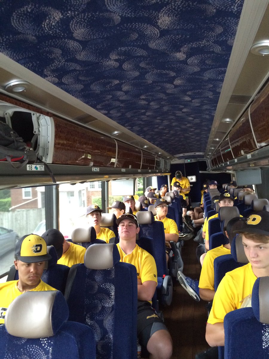 CBCBaseballClub's tweet photo. Bus loaded up for next stop to workout on college bus tour #JamesMadisonU
@JeffSchaefer2
John Ennis @ChiefTwoBeer https://t.co/rPfVwEUlKX
