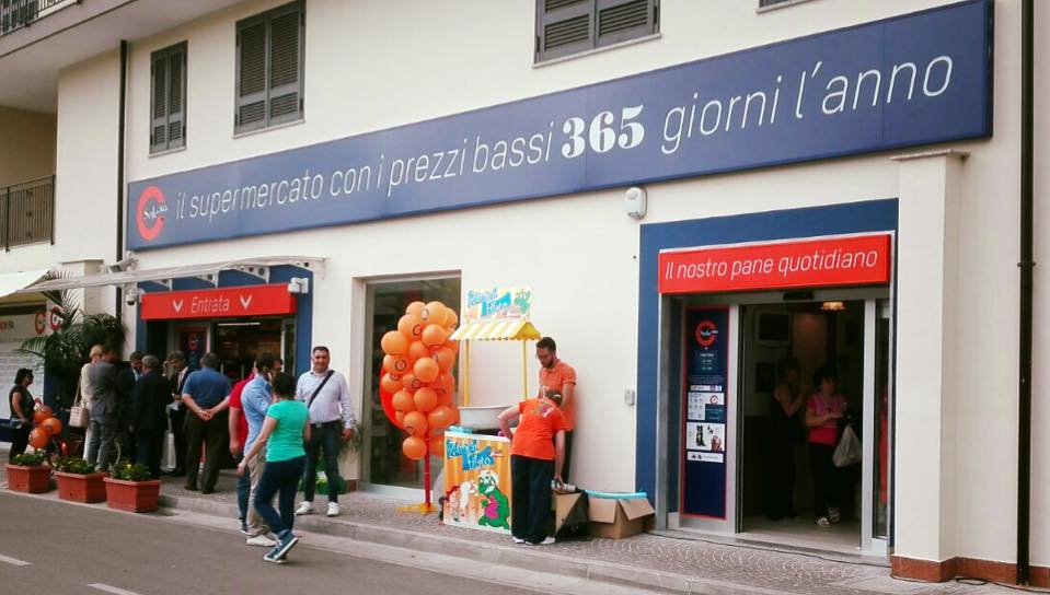 Sole_365's tweet photo. Benvenuti a #Frattamaggiore! 
#nuovapertura #noidelledlp https://t.co/nsAR9u4zyj