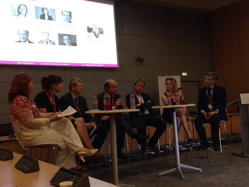 christinececil's tweet photo. Gender Diversity is not done -it's a permanent project that requires bold decisions. Panel of CEOs #JUMP2016 https://t.co/DsByk1S0Mi