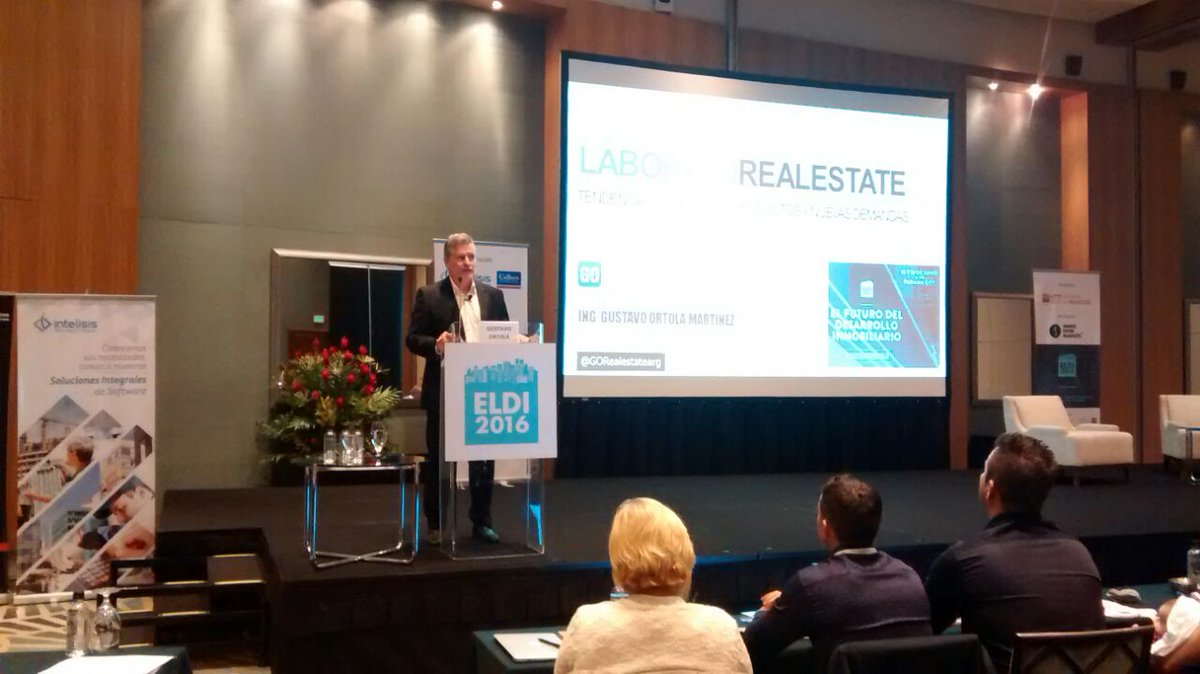 Evento_ELDI's tweet photo. Comenzamos con la presentación de Gustavo Ortolá "LABORATOREALESTATE (Tendencias, conceptos, productos)#ELDI2016 https://t.co/oJOEP7JAQk