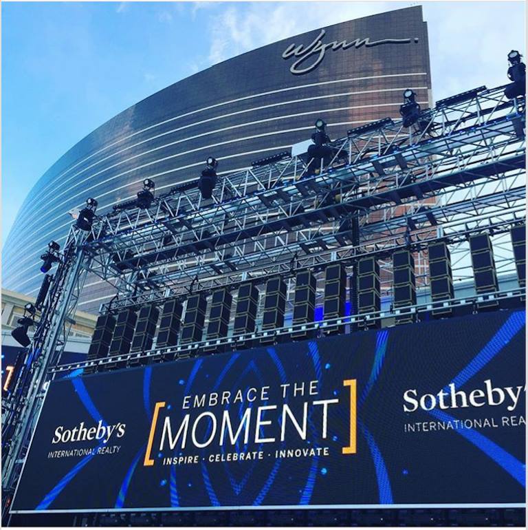 RegoSIR_Bermuda's tweet photo. We are in The #RoyalGazette covering our recent #GlobalNetworkingEvent in #LasVegas!https://t.co/iGfxansHd2 #SIRGNE https://t.co/RqqUCpxbep